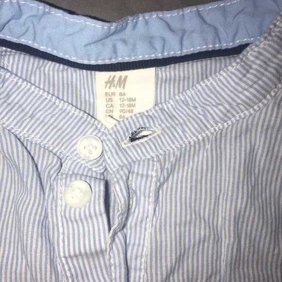 H&M 18m button up - Picture 2 of 2